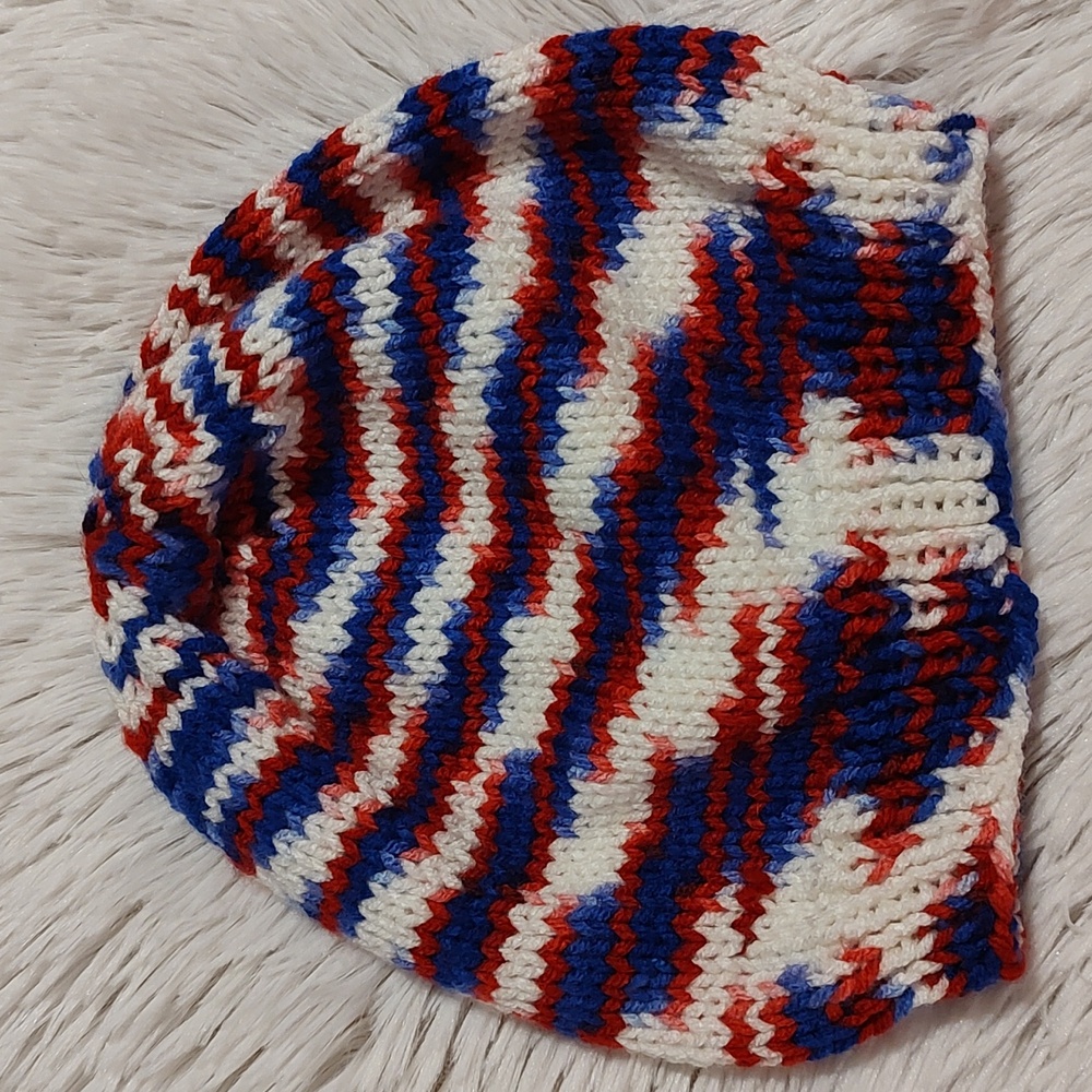 Handmade Mens/Womens Cozy Knitted Winter Beanie Cap Red White Blue One Size